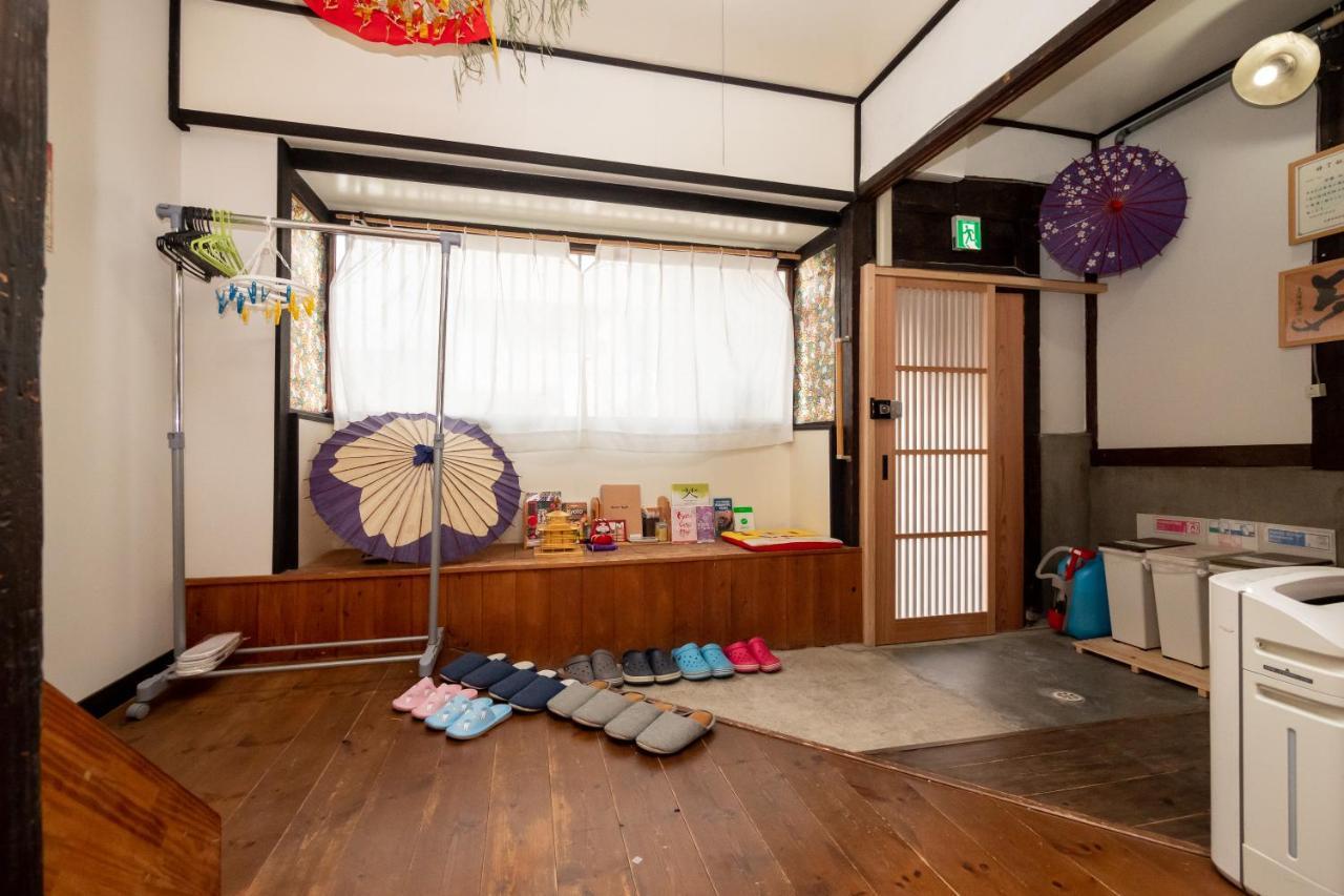 Guesthouse Oneworld Shijo四条京町屋 Киото Екстериор снимка