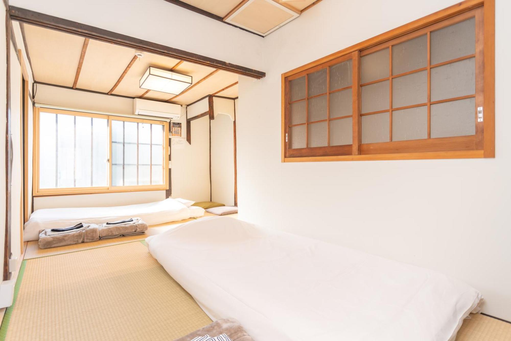 Guesthouse Oneworld Shijo四条京町屋 Киото Екстериор снимка
