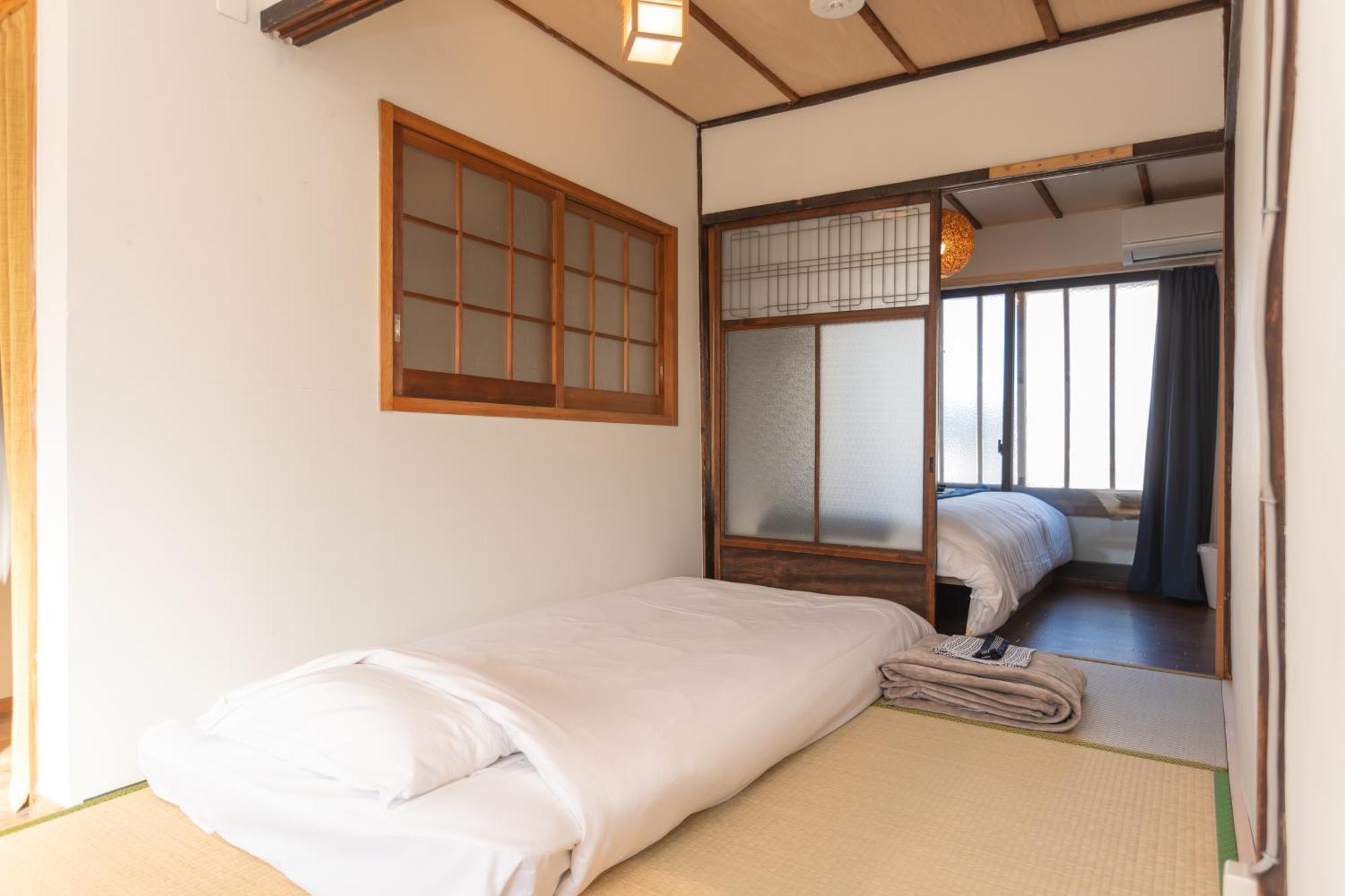 Guesthouse Oneworld Shijo四条京町屋 Киото Екстериор снимка