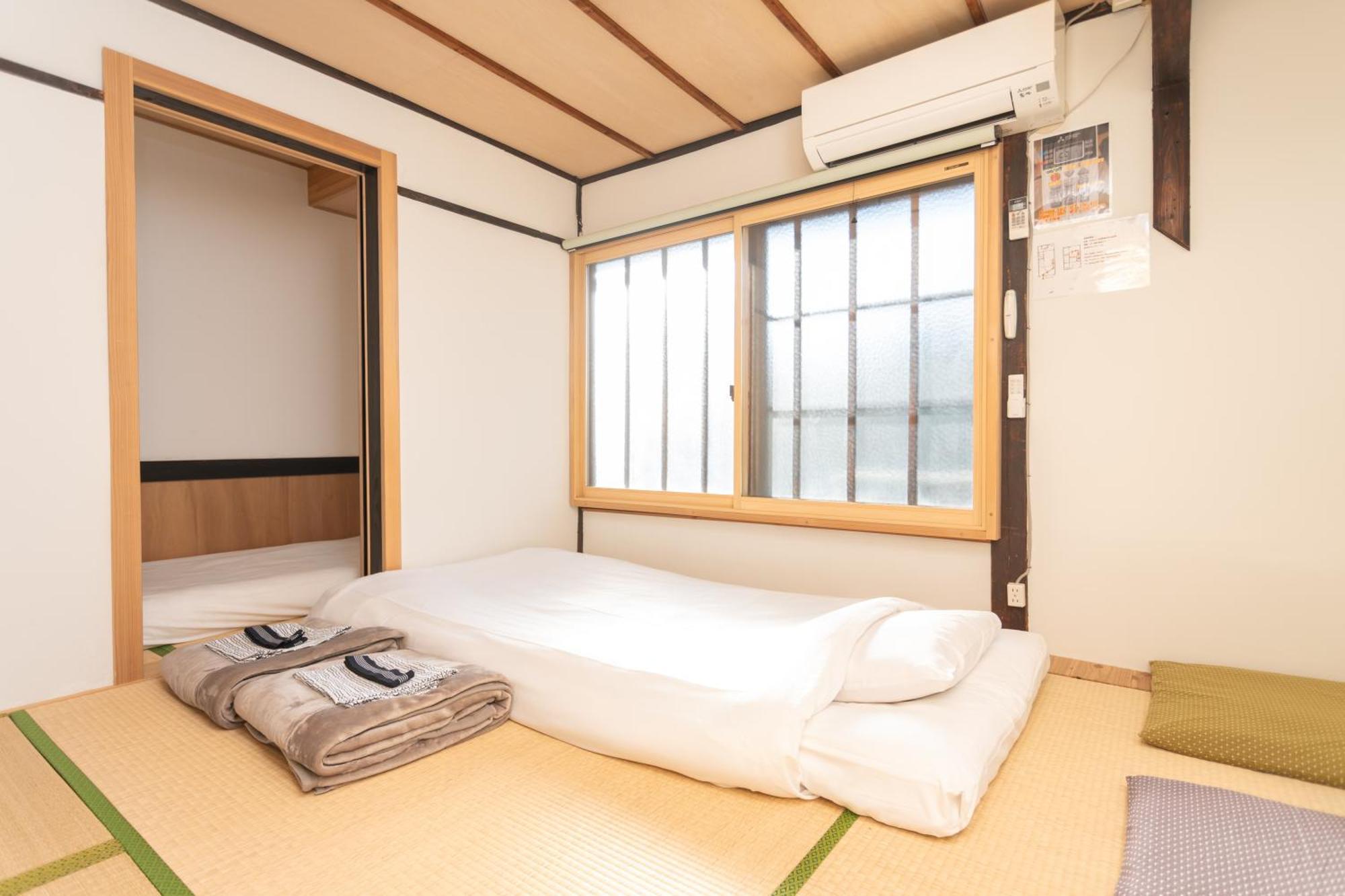 Guesthouse Oneworld Shijo四条京町屋 Киото Екстериор снимка